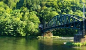 Železničný most blízko obce Strečno