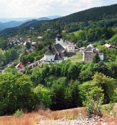 Špania Dolina s kostolom, Slovensko