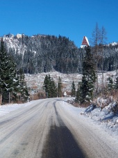 Zimná cesta do Vysokých Tatier v smere zo Štrby