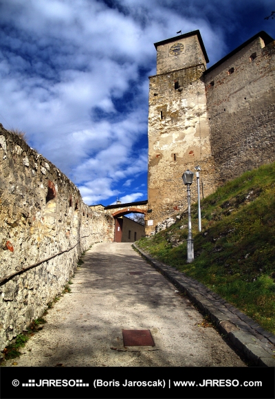 Vstup do Trenčianskeho hradu