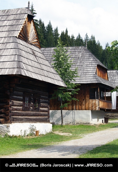 Ľudové domy v múzeu Zuberec