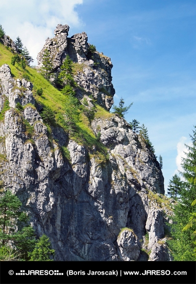 Unikátne skaly vo Vrátnej doline, Slovensko