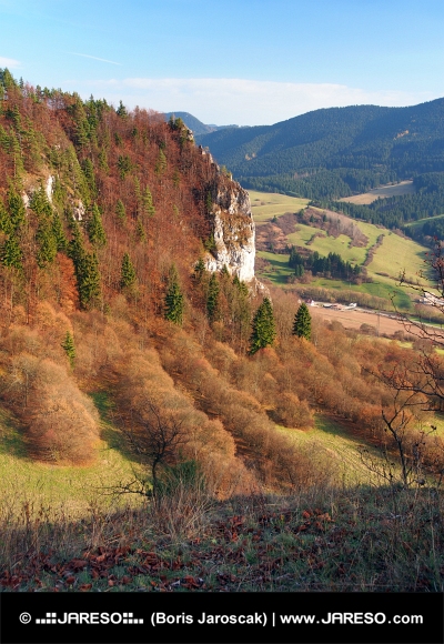 Výhľad z Tupej Skaly na Slovensku